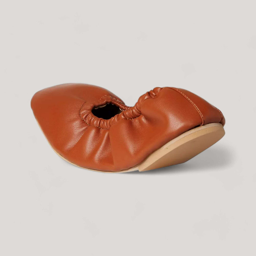 Tan Vegan Nappa Ballet Flat with elastic heel support and square toe design, handcrafted in Italy, by AERA. Sustainable designer shoe.