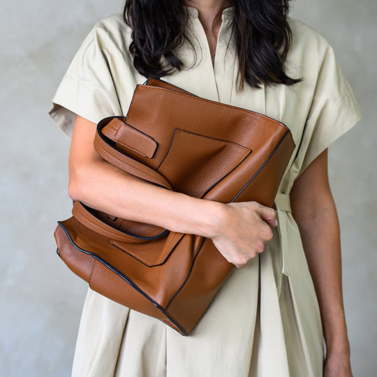 Toujours.88 | Tote Bag | Tan