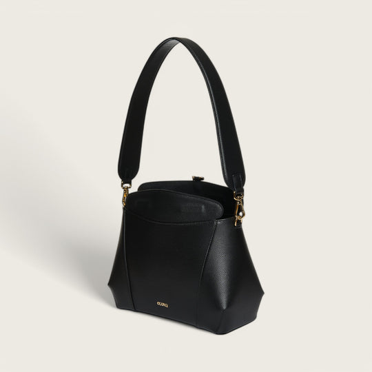 Le Classique Nº1 | Midnight Black - Shoulder Bag BY ECOVA. Sustainable Fashion available at Maison Alltrueist