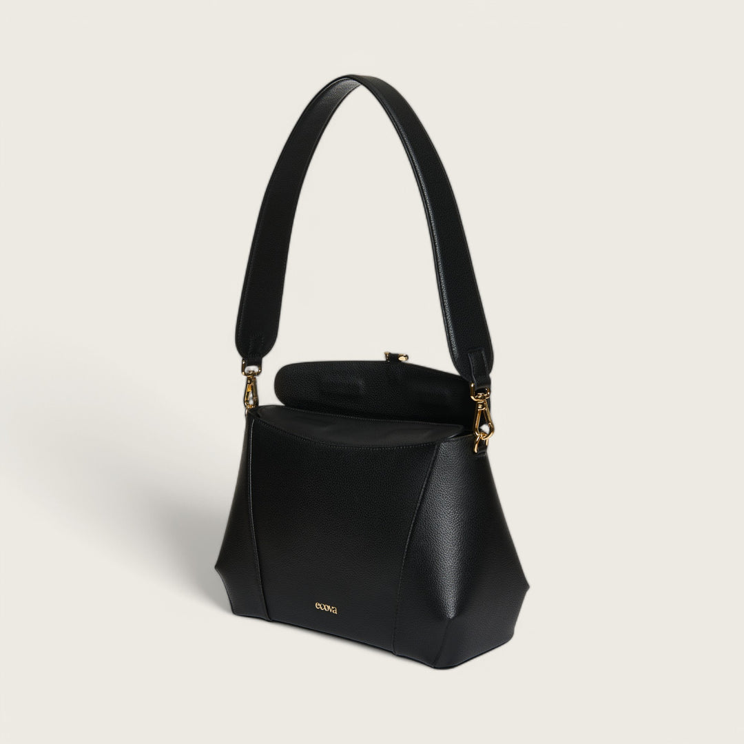 Le Classique Nº1 | Midnight Black - Shoulder Bag BY ECOVA. Sustainable Fashion available at Maison Alltrueist